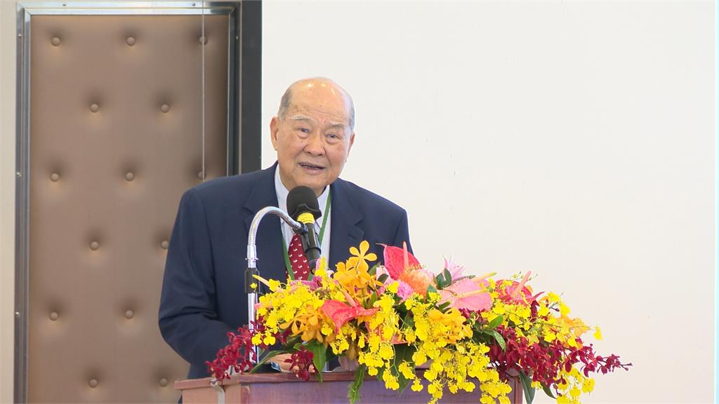 中小學教育革新！　黃昆輝教授推動ＡＩ教育探討新策略