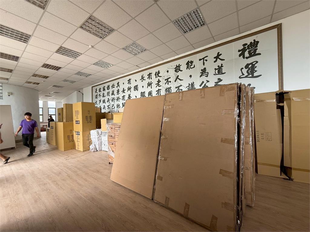 快新聞/協助花蓮部落重建家園 蘇巧慧媒介3廠商捐贈家具、家電