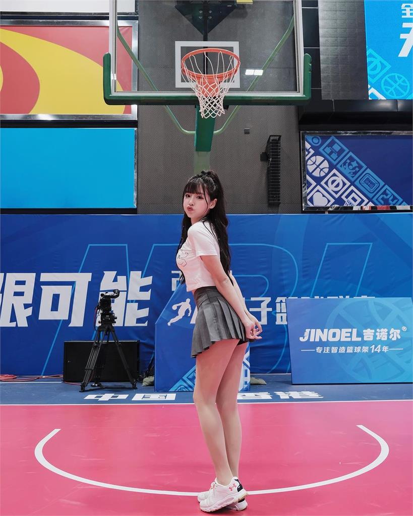 樂天啦啦隊女神曬長腿「這裡險曝光」!親揭成功解鎖這1事:太刺激