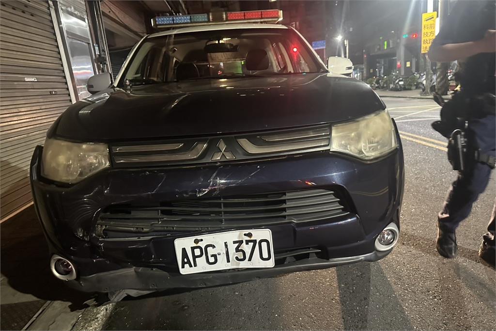 快新聞/酒駕還想逃?新北汐止深夜警匪飛車追逐 嫌犯遭開「22.3萬元」罰單