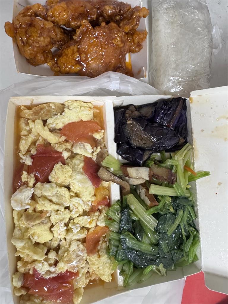 高雄自助餐"4菜1肉"高達250元 民眾:快要吃不起