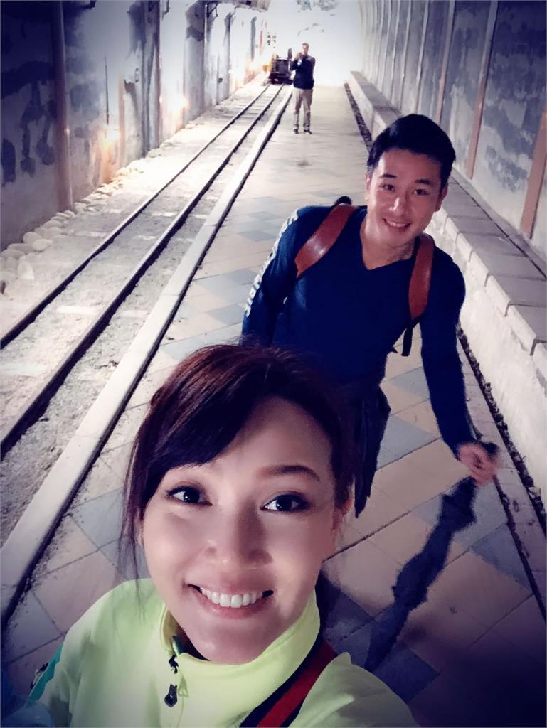 才剛告別傅子純！遺孀首發聲「日子總要過下去」淚喊：又聞到你的味道