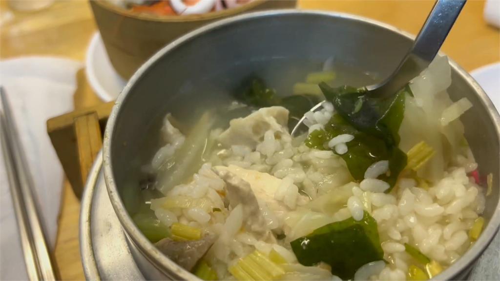 台灣趴趴走／屏東「東港飯湯」台南改良版　多層「海鮮蒸食」料多好實在
