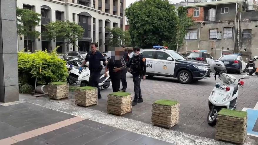 快新聞/男酒後持空氣槍赴板橋工地討薪 警半小時內在洗車場逮人