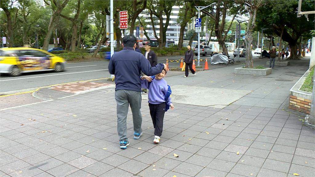 蔣萬安推家有12歲以下童"每日減班1hr" 家長:毫無誘因