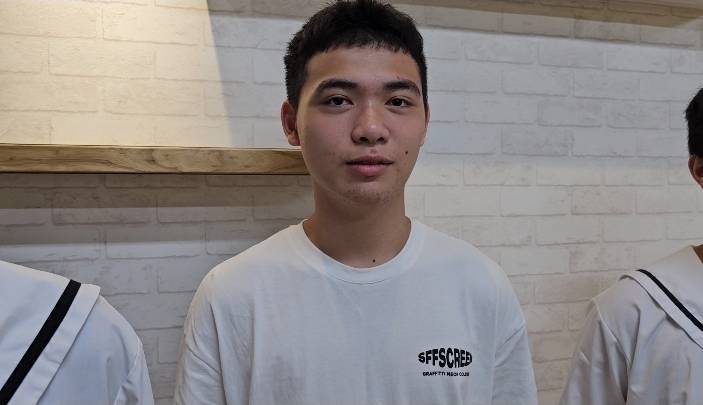 快新聞／3秒奇蹟！蘇澳海事學子花蓮災區助清理　意外救出車內受困狗狗