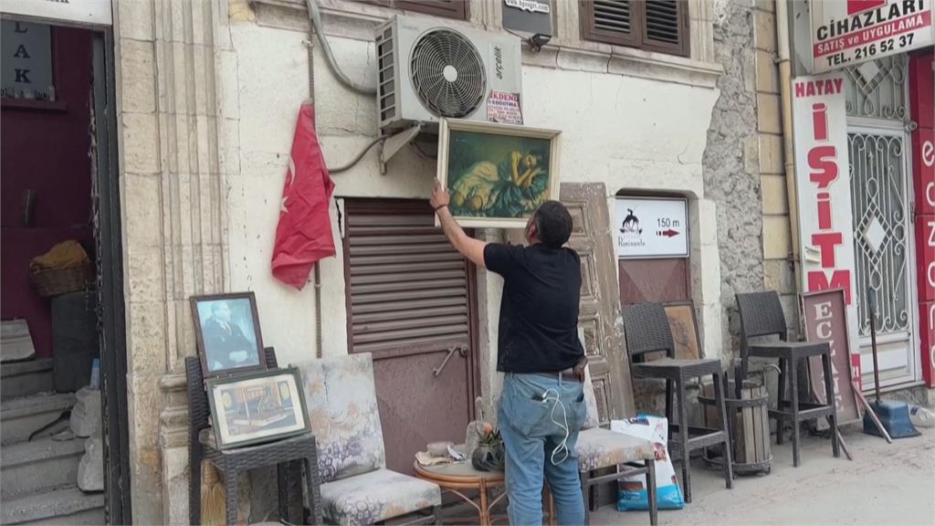 受地震重創也不被打倒　土耳其古董商搶救文物重新開張