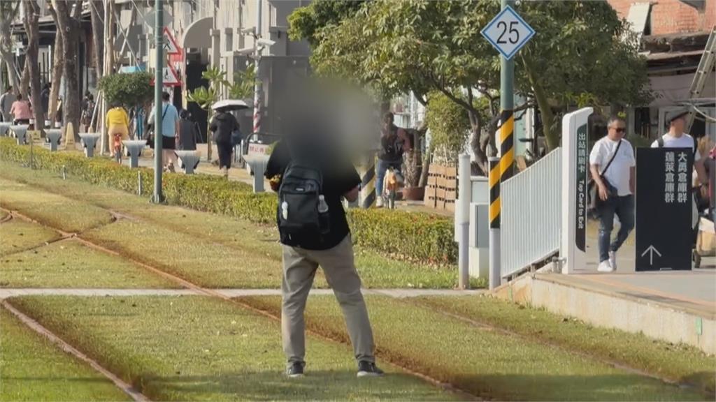 講不聽！輕軌軌道上拍畢業照　民眾怒PO網「有夠誇張」