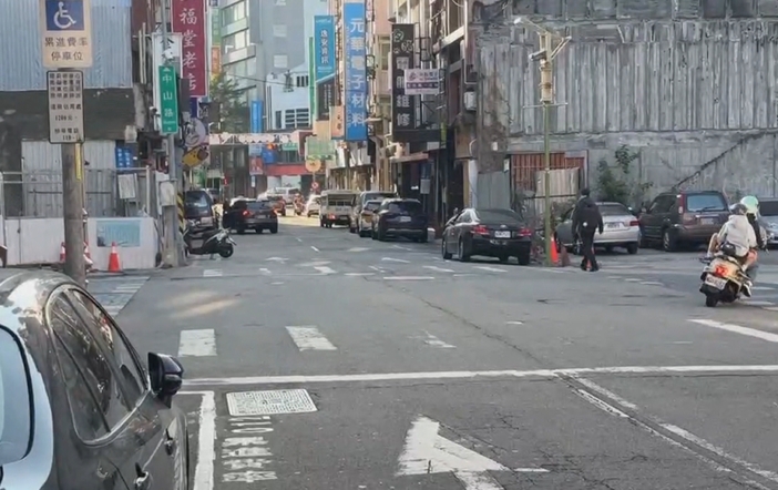 酒客互毆!男友挺女友也出手反擊 通通送辦