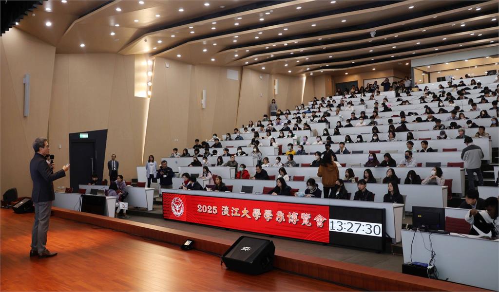 【淡江傳真】淡江大學引領高中生「逐光」　吸引逾1200人探索學系