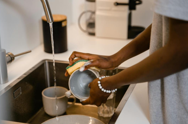 記憶力突然變差恐是得了「手機失智症」！專家：年輕人患者越來越多