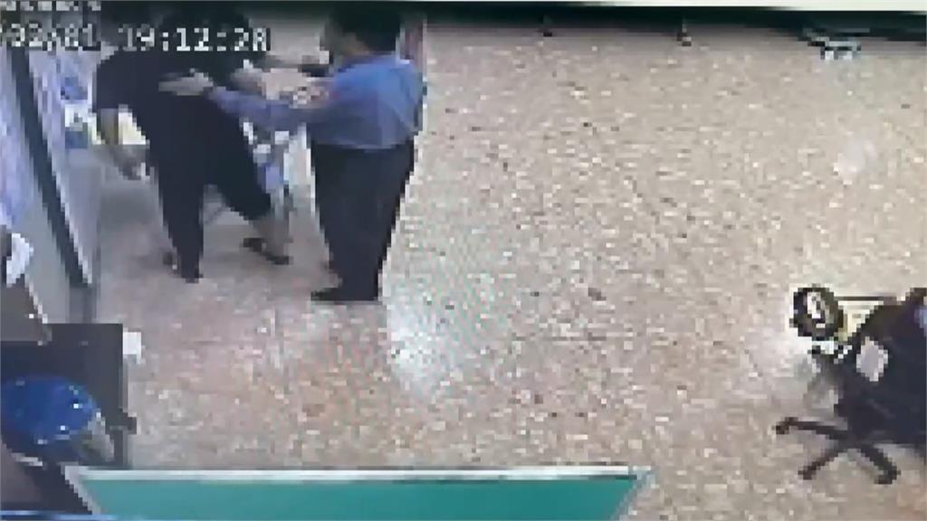 又傳醫療暴力! 男子春節就醫拒繳費 怒拍桌飆罵