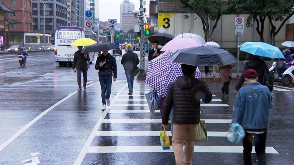 韓妞揭背包裡有「這2物」100%是台灣人！狂吸4萬網大讚：謝謝你發現這些細節