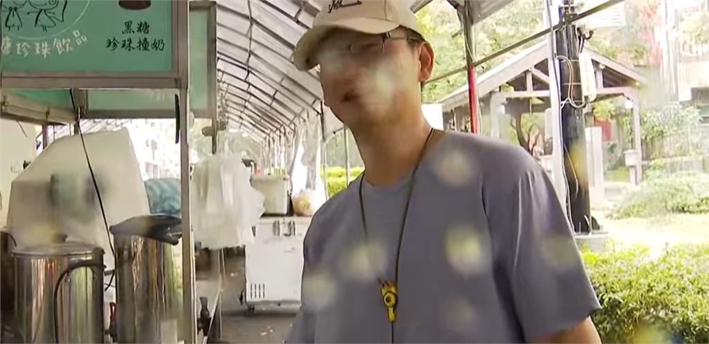 快新聞／驚悚畫面曝！台北溫泉季舞台遭吹垮　攤商慘賠苦笑：也只能承擔