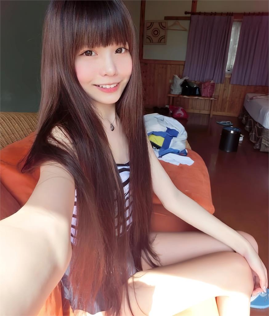 瑀熙17歲「乾扁四季豆」判若兩人!花10年「麵糰大膨脹」網嚇:差很大