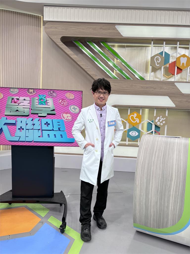 《醫學大聯盟》梁赫群跨年夜被分手！腸胃鬧革命錯過與當時女友浪漫時刻