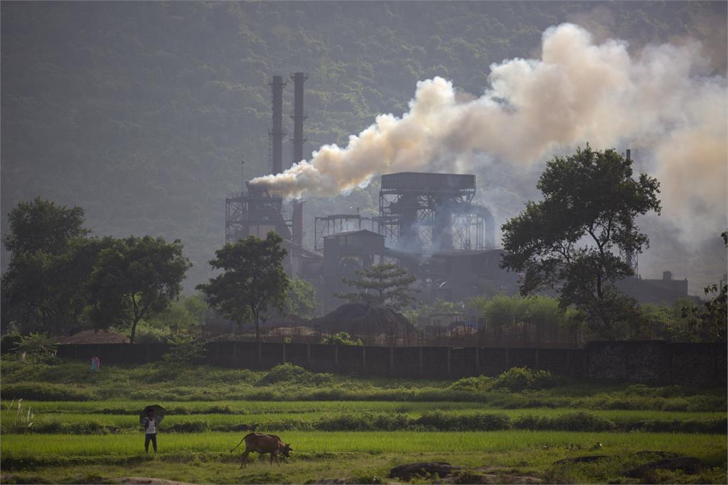 快新聞/全球氣溫將破15℃! 鄭明典曝圖:確實是警戒