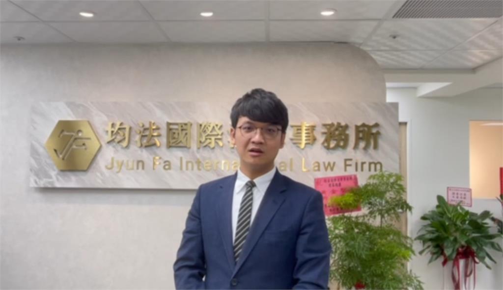 別人家當自己家? 男子闖入社區扔垃圾還焚燒紙張