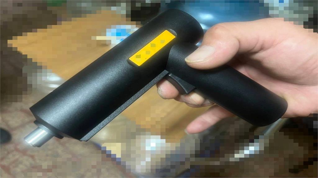 三重有男子持槍徘徊幼兒園門口? 警循線找到人發現他是拿「這一物」