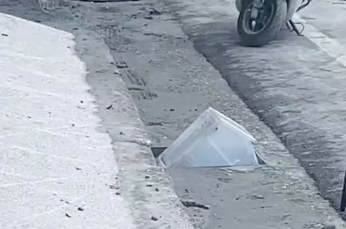 花蓮重災區水溝蓋消失 季連成警告:發災難財最重判無期