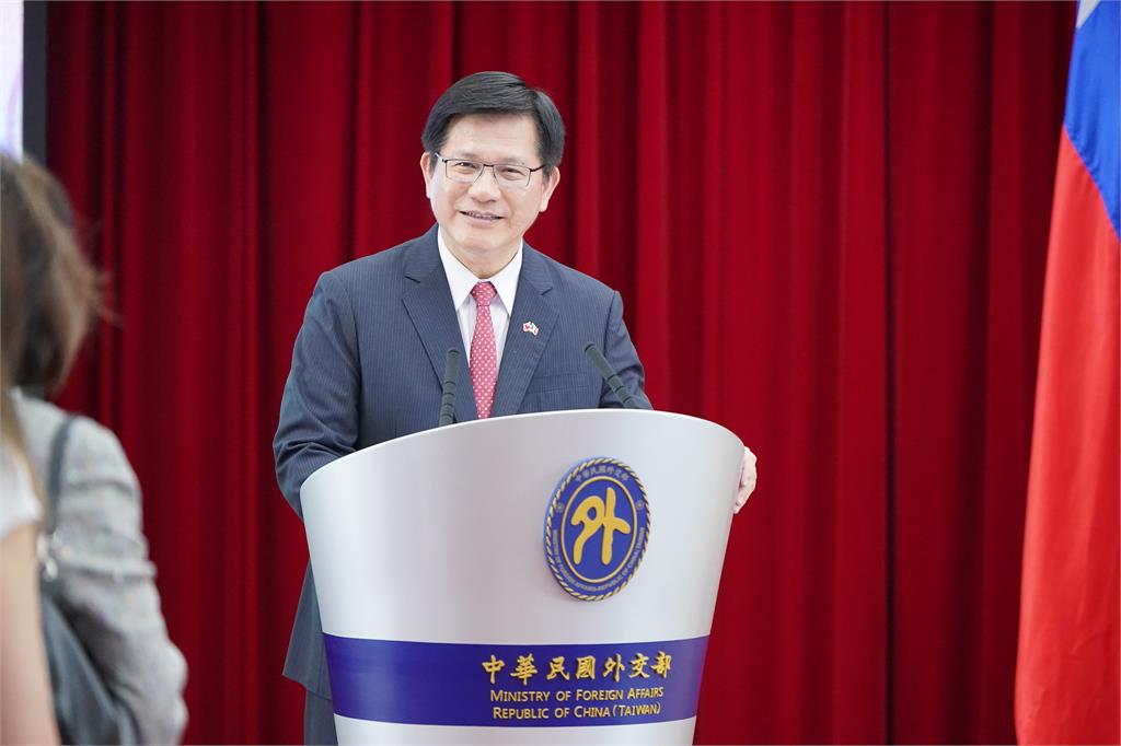 快新聞/驚險直擊!我駐以代表處協助國人撤離 林佳龍籲:勿讓錯誤資訊動搖人民信任