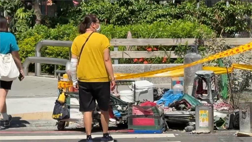 台南五王夜市火警!疑瓦斯外洩 地瓜球攤販起火燃燒
