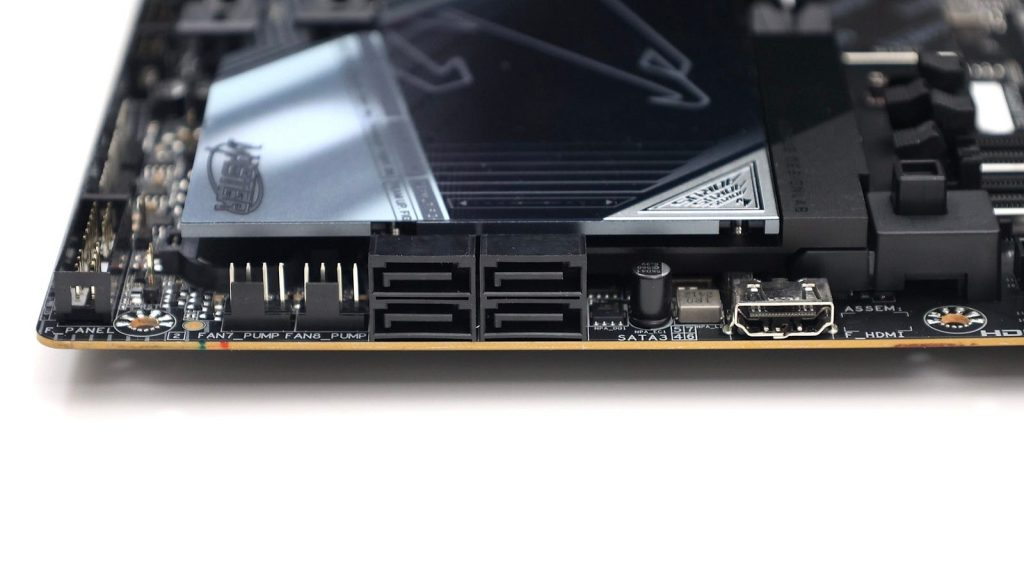 加入 Thunderbolt 了!GIGABYTE Z890 AORUS Master 補上 I/O 最後一塊拼圖