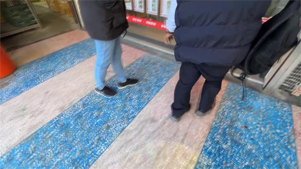 基隆房仲公司遭闖空門 2嫌輕易盜走195萬 一查竟有「內鬼」協助