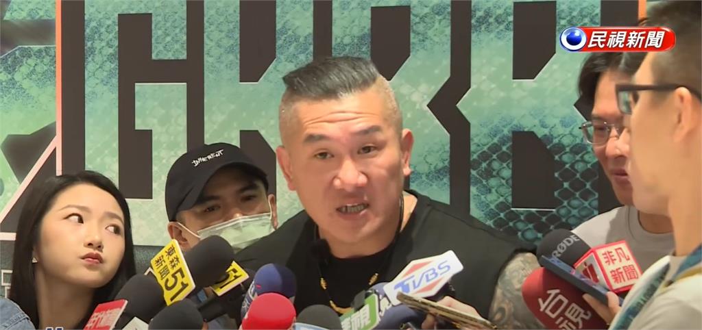 館長爆粗口認1事!突喊「我現在只能當中國人」…網傻眼:腳尾昌教的