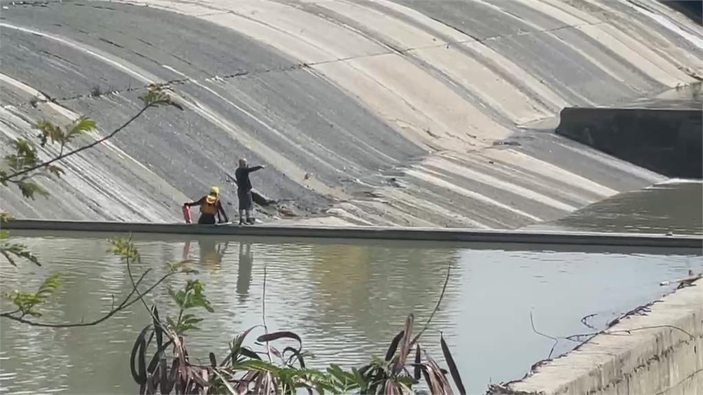 嘉義八掌溪傳溺斃事件! 越籍交換生撿脫落浮標溺水