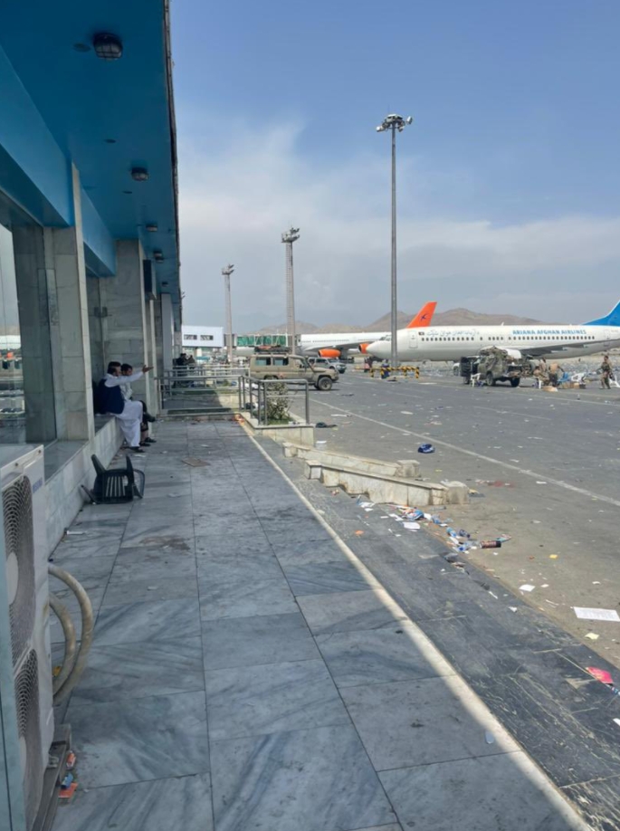 逃離塔利班統治！阿富汗首都掀「逃難潮」機場混亂畫面曝光