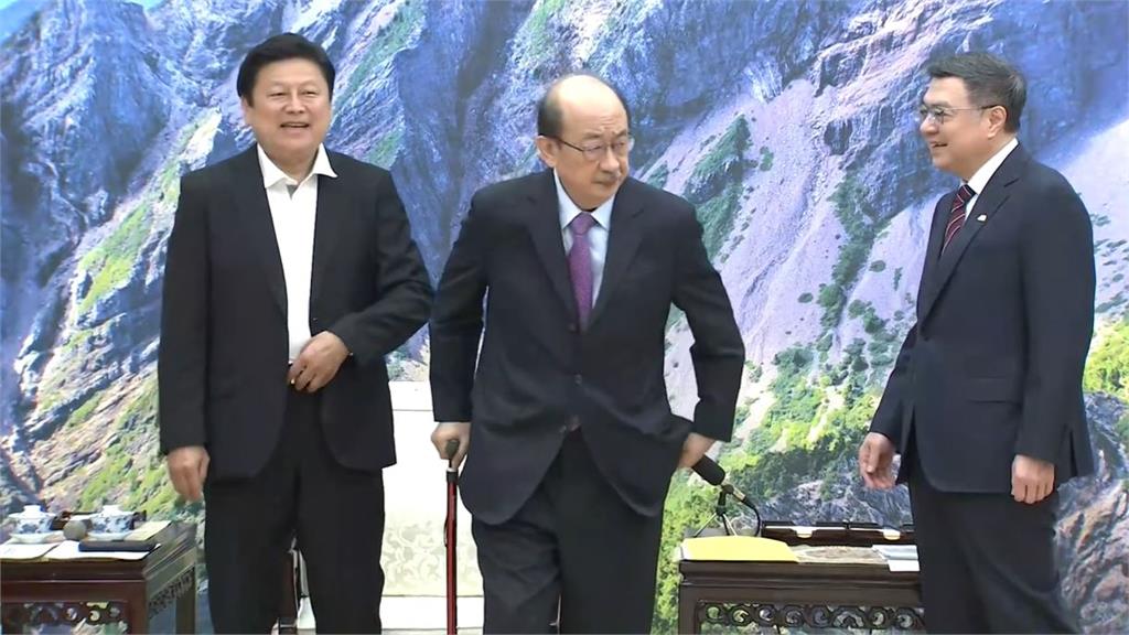 快新聞/柯建銘為主賓座開槓傅崐萁 卓榮泰:政府一體無主客之分