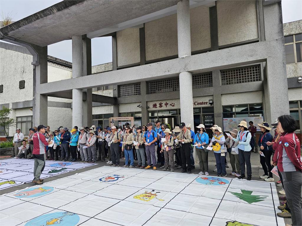 快新聞/志工齊聚雪霸! 內政部:感謝國家公園志工守護台灣最美風景