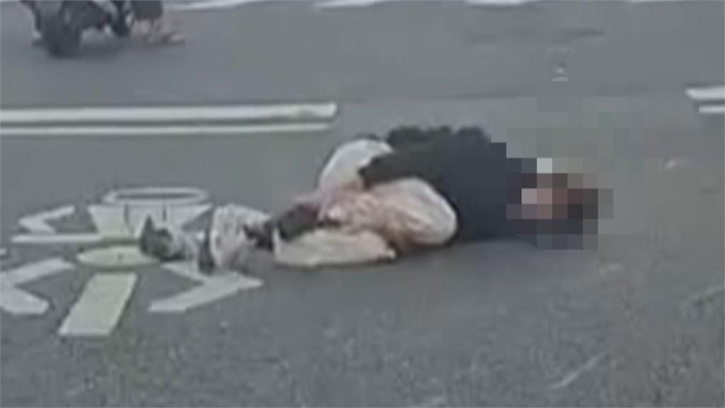 台北大街警匪追逐! 嫌遭攔查「加速逃逸」失控撞2機車、1汽車