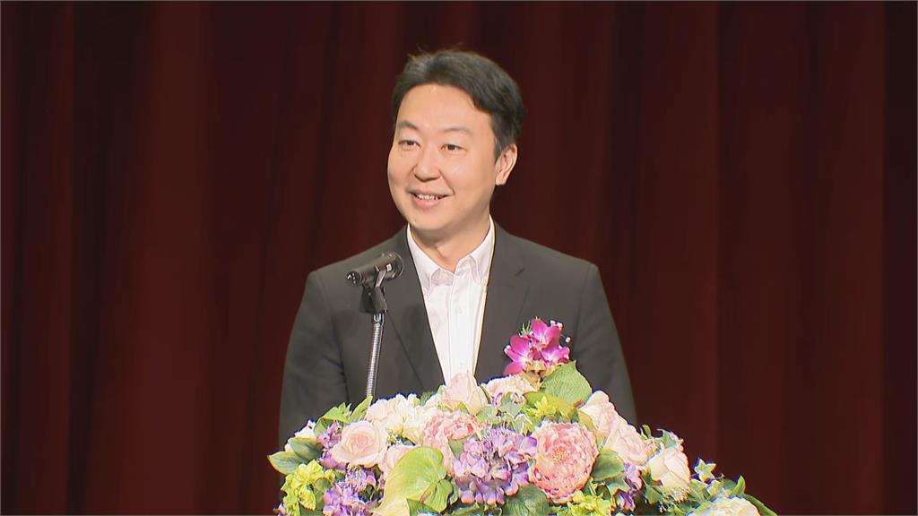 快新聞/年輕扛下交長重責 陳世凱提「這些人」自嘲:我是中年大叔