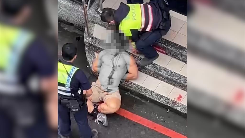 「浩克」砸超商最新畫面曝!一言不合就連續揮拳 專攻擊2警臉頰至腦震盪