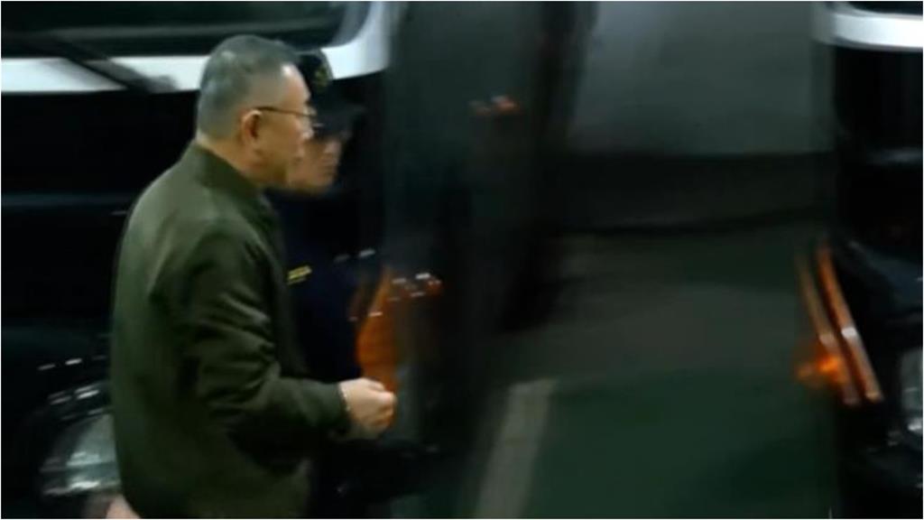 傳柯文哲「安排妻小出國躲」 4被告「無羈押必要→回籠3個月」理由曝