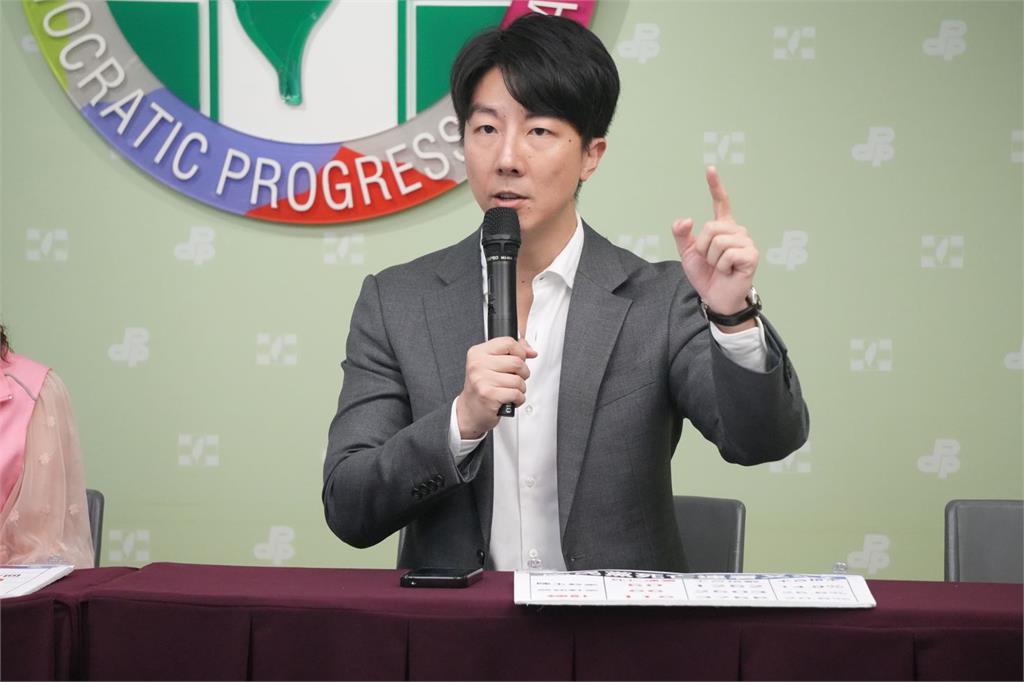 快新聞/為併購說交鋒!朱竟稱賴「賣台總統」 吳崢強硬回擊:斷章取義