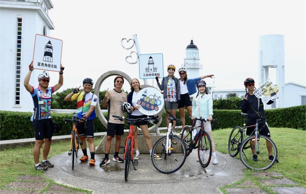 俄羅斯戶外運動網紅Lena　完成台灣東北雙塔自行車挑戰