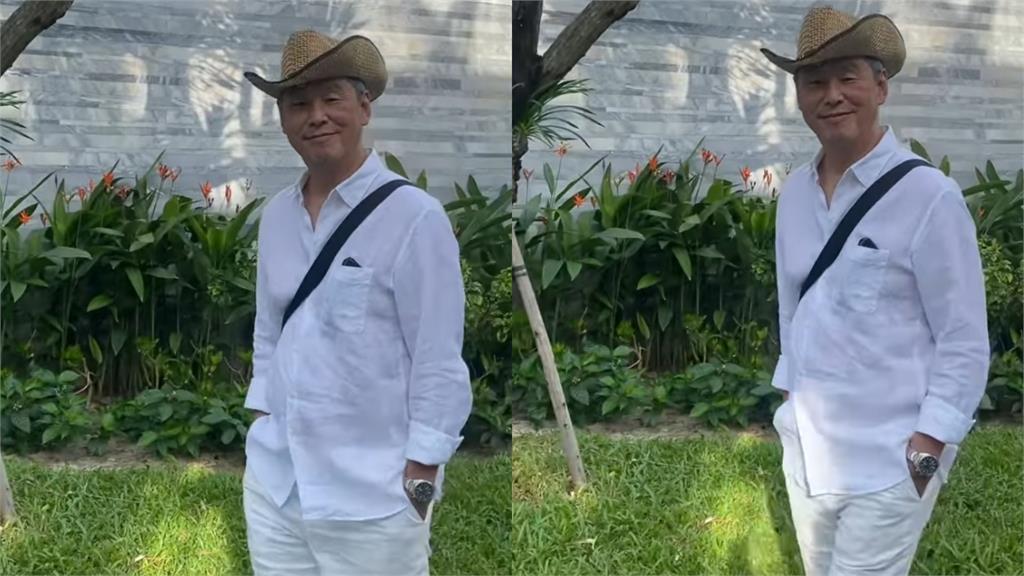 周曉涵度假曬「68歲逆齡帥爸」 曝「神級基因」網驚:這家人顏值也太高!