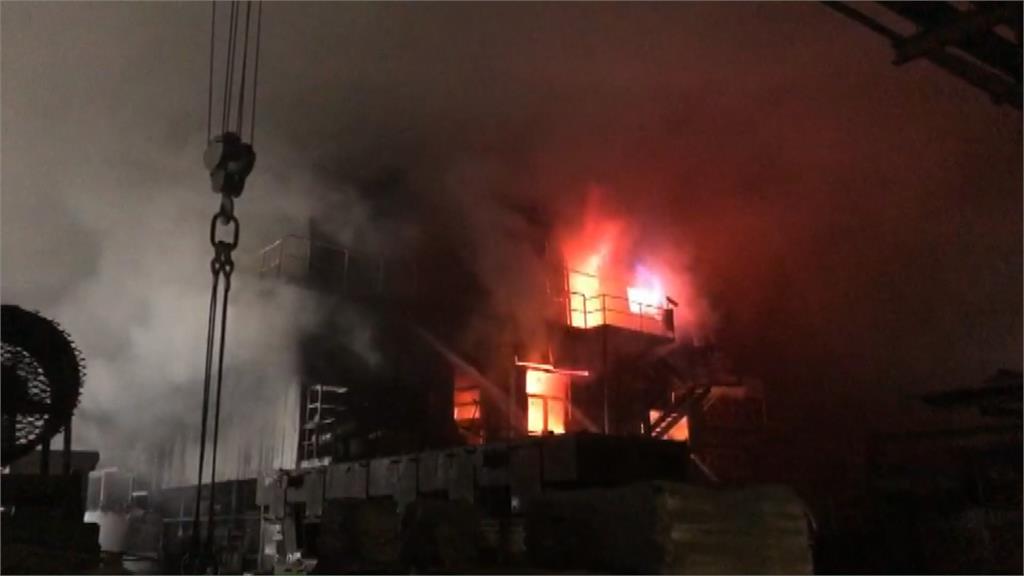 彰化伸港煉鋼廠大火　濃煙密布疏散百員工幸無傷亡