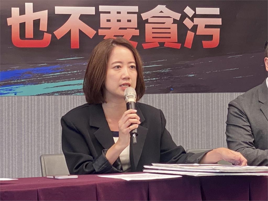 快新聞/痛批柯、侯遇貪汙雙重標準 民進黨:遇到「愛將」就轉彎
