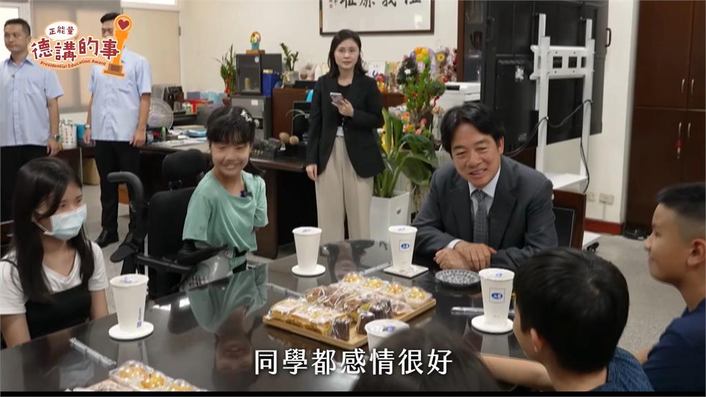 總統南下探訪「單腳天使」徐又立 盼逆風故事鼓舞世人