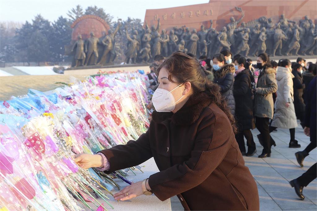 金正日逝11週年　北朝鮮民眾零下20度追悼怨：過世了還讓人挨餓受凍
