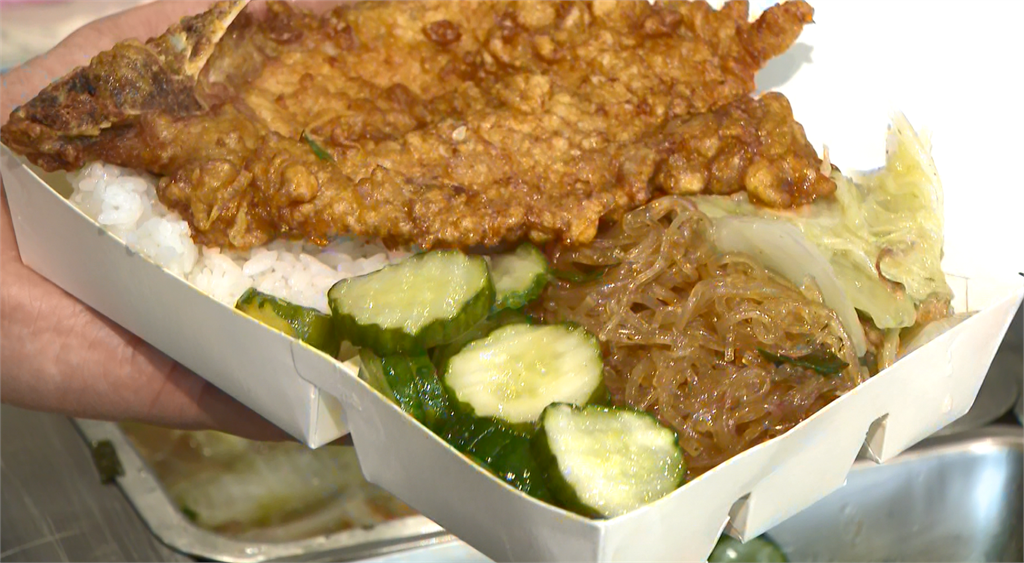 中和50元蛋炒飯堅持銅板價20年 親民便當店百元有找