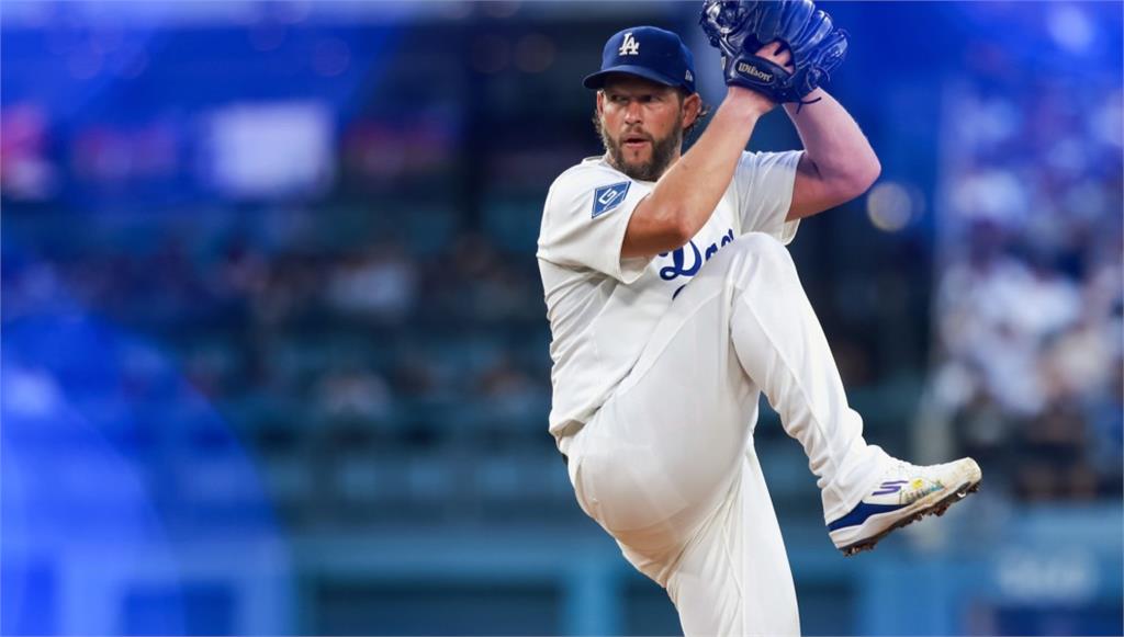MLB(影)/柯蕭生涯例行賽最終戰4.1局退場!接受滿場球迷歡呼無緣勝投畫下句點