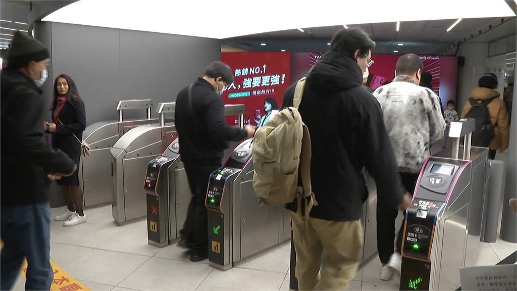 嗶!刷手機進捷運站 北捷今起開放「行動支付」