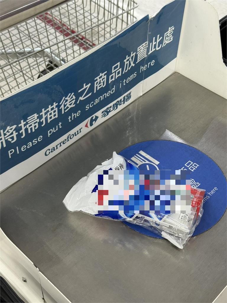 日韓遊客狂掃「賣場1商品」!暖留一包給台人…網笑:真正台灣之光
