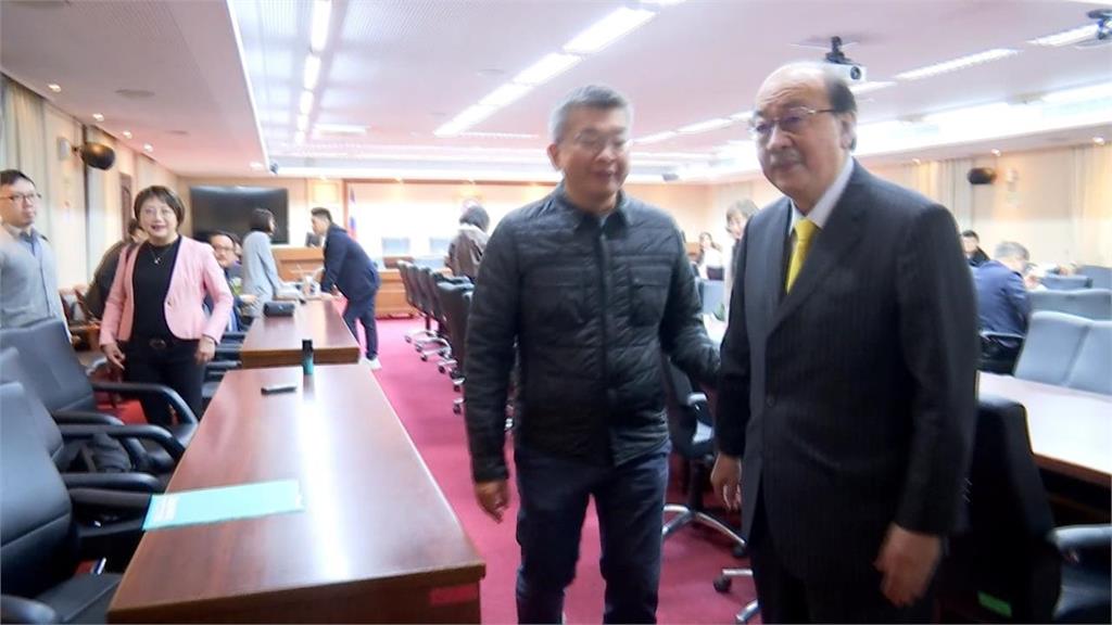 蔡其昌接棒柯建銘25年總召傳「有火花」?王義川還原現場「這樣說」