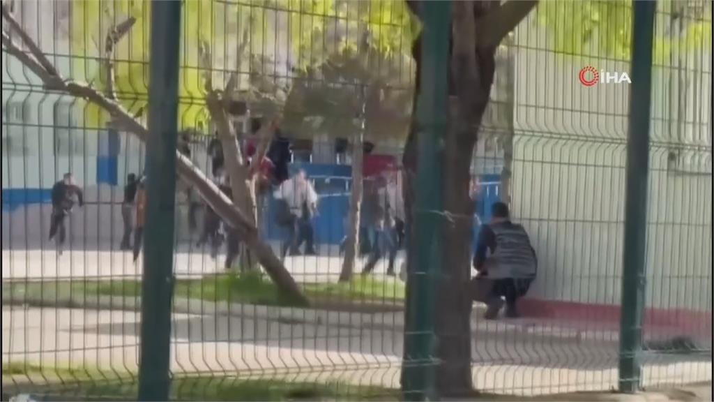 土耳其18歲槍手闖高職掃射　開槍後自戕、至少釀16人傷